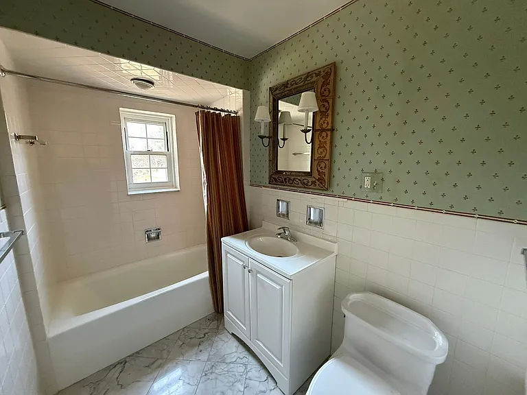 The Royal York Apartments — Photo 113