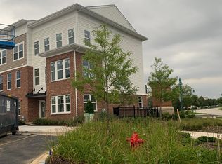 3557 Irving Pl, Woodridge, IL 60517
