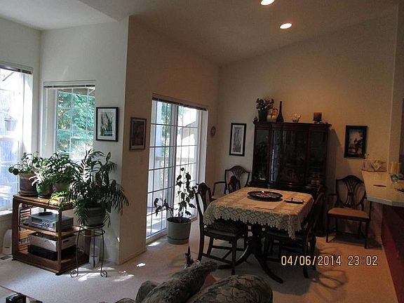 4th image of 18649 NE 55th Way
