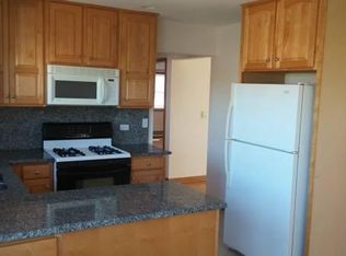 5448 W Higgins Ave APT 8, Chicago, IL 60630