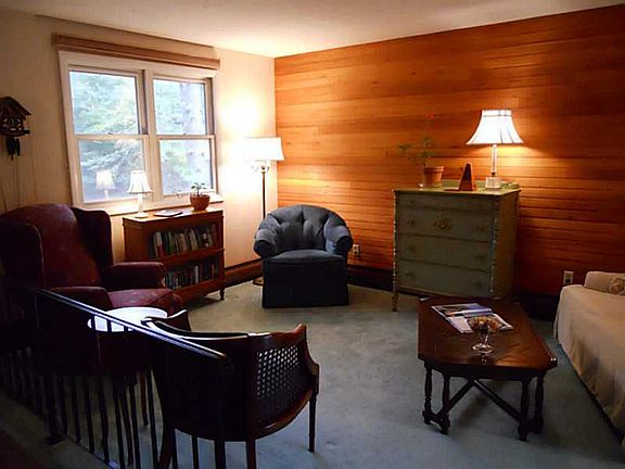 4th image of 40 Whippoorwill Dr