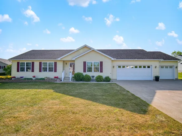 3323 Saxony Dr S, Tecumseh, MI 49286