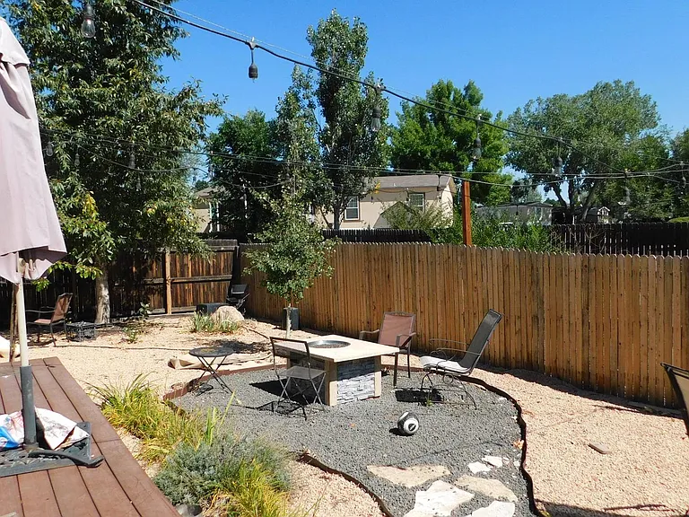 2425 Lexus Dr — Photo 3