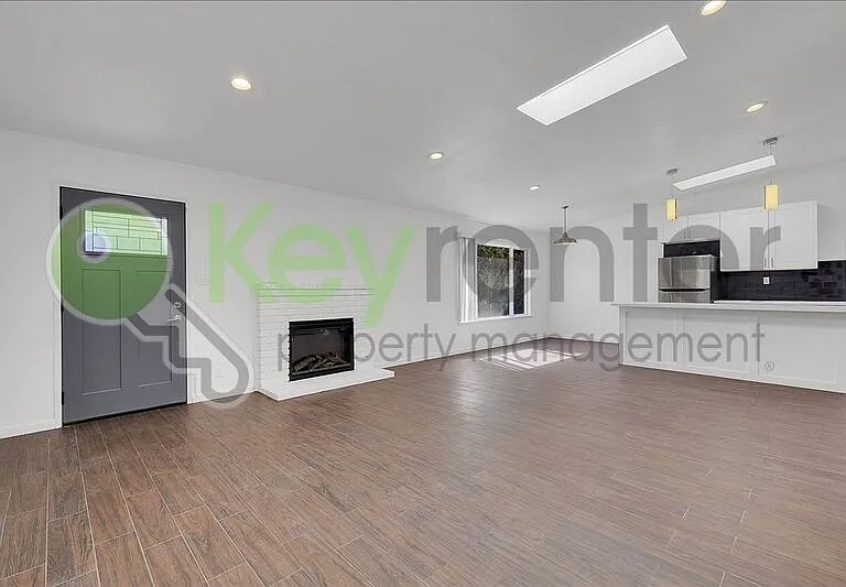 8133 Molokai Way — Photo 10