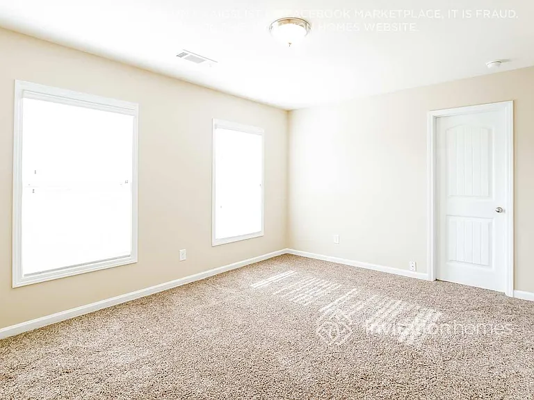 642 Ivy Chase Loop — Photo 13