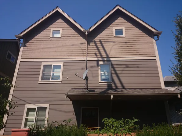 729B 16th Ave, Seattle, WA 98122