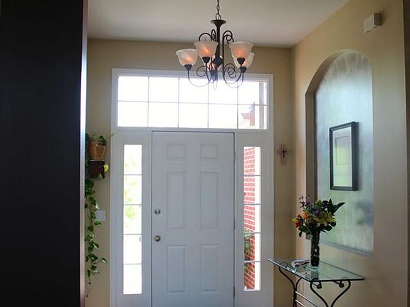 3rd image of 321 Briargate Dr