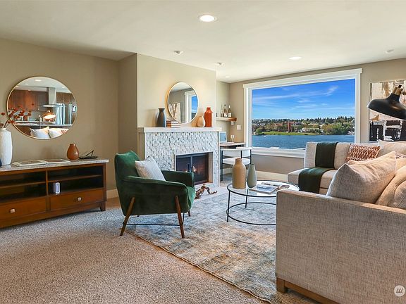 5th image of 2301 Fairview Avenue E #409-A