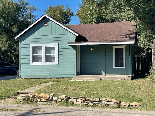610 NW Grant St, Topeka, KS 66608