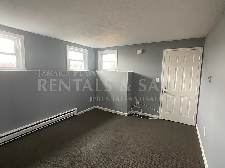 15 Pinedale Rd #4 — Photo 5