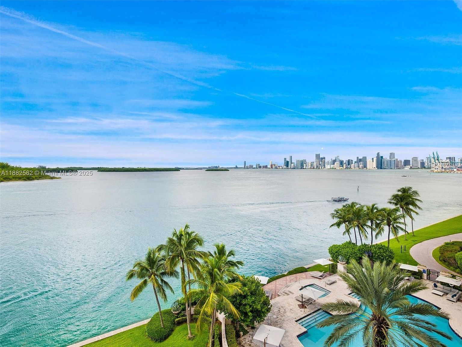 5053 Fisher Island Dr #5053