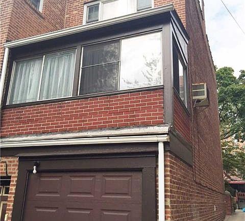 3rd image of 6636 Burns St