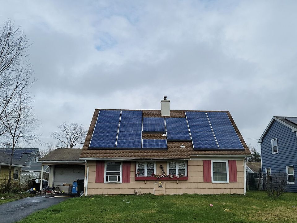 1st image of 71 Boxwood Ln
