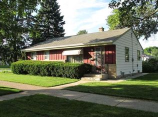7824 W Gertrude Dr, Milwaukee, WI 53218