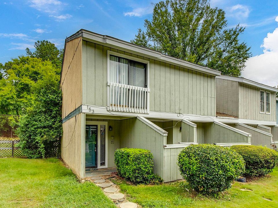1st image of 153 Wood Ct