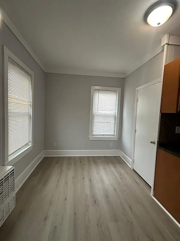 Studio, 500 sqft, $1,050 — Photo 4