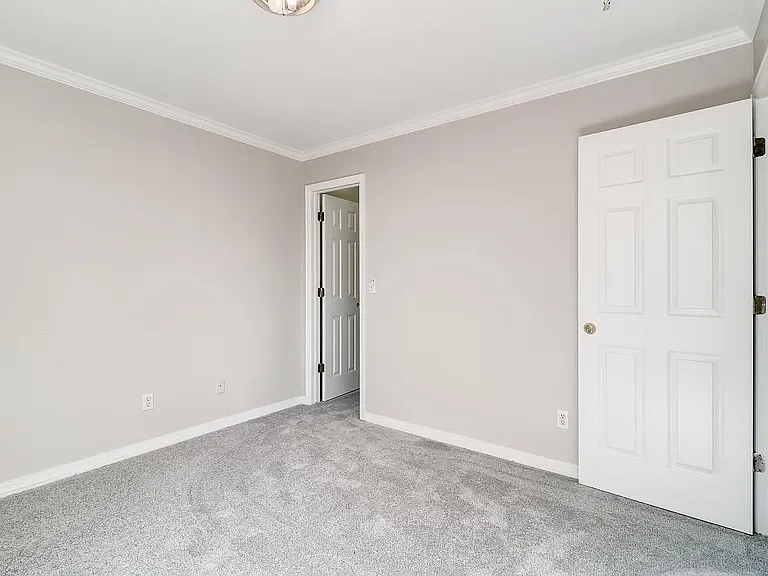 1244 Spring Creek Ct — Photo 5