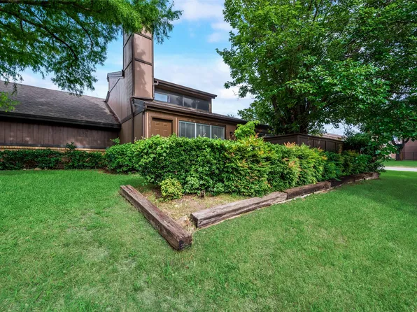 5501 Boca Raton Blvd, Fort Worth, TX 76112