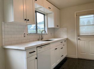 4400 48th Ave SW, Seattle, WA 98116