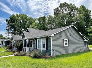 3049 Windchase Ct, High Point, NC 27265