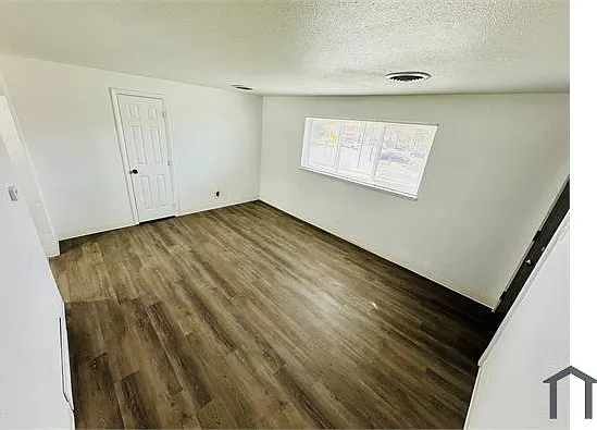 10011 Montview Blvd #C — Photo 16