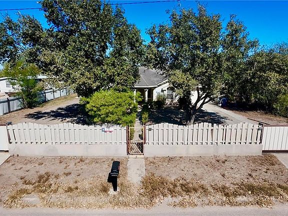 5th image of 1703 Blue Bird Ave