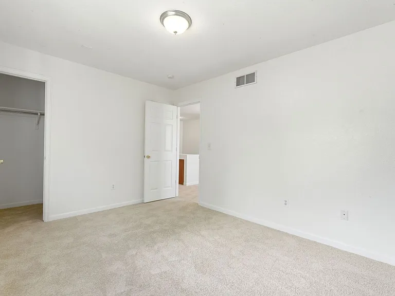 5155 Golden Eagle Pkwy — Photo 17