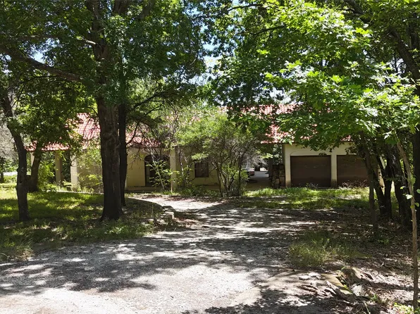 132 Calle De Establo, Fort Worth, TX 76108