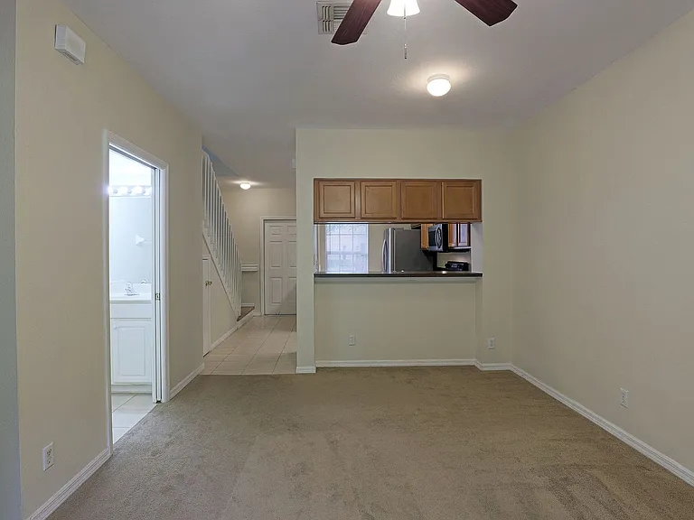 8205 Pacific Beach Dr — Photo 2