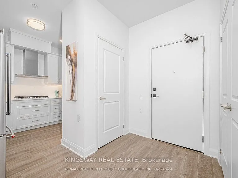 99 Louisa St S #218 — Photo 16