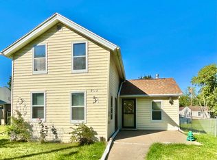 2115 Lucas St, Muscatine, IA 52761