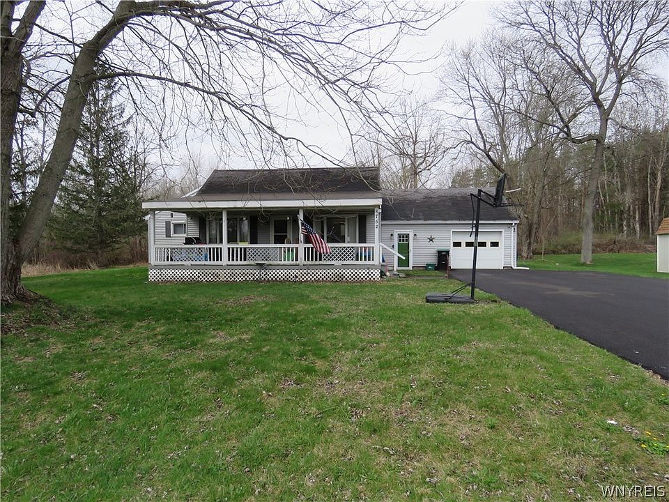 1st image of 8752 Donahue Rd