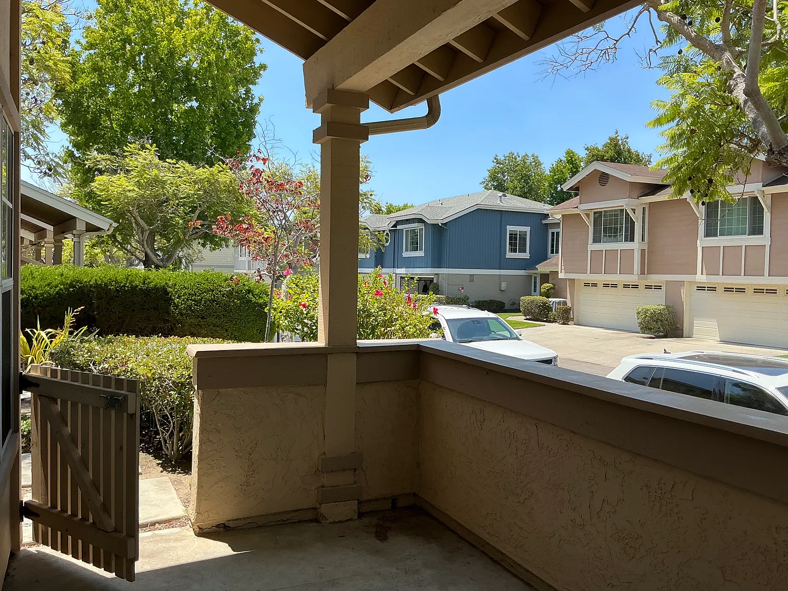 3 bed, 2.5 bath, 1533 sqft, $3,800 — Photo 3