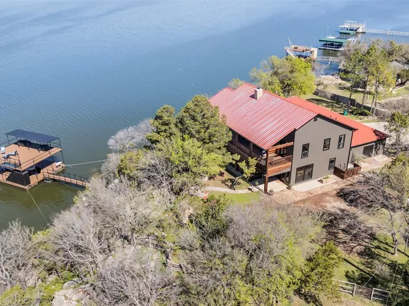 5583 Arrowhead Dr, Graham, TX 76450