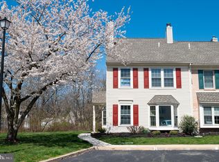 209 Pinetree Ct, Pottstown, PA 19464