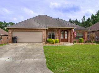 14 Chapel Ct, Hattiesburg, MS 39402