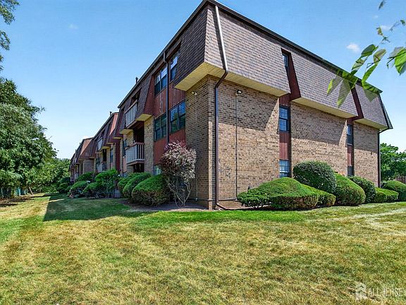 3rd image of 248 Alpine Way #B