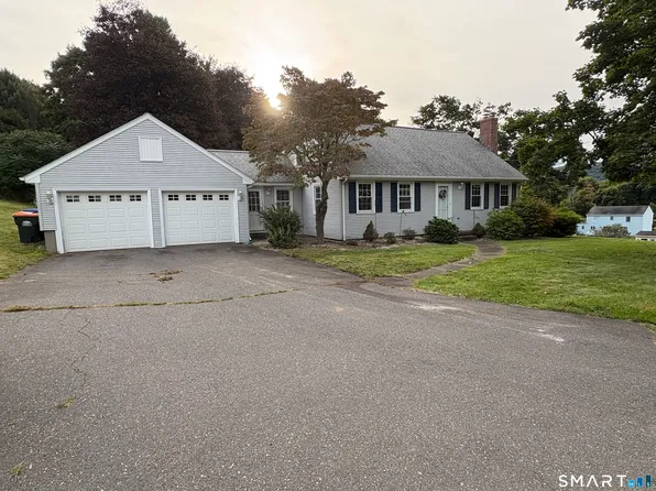 1252 East Street, Southington, CT 06489