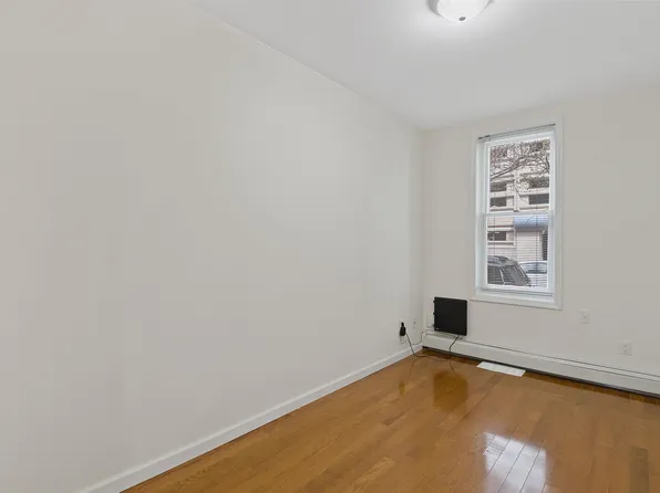 15 Wayne Street image 9 of 17