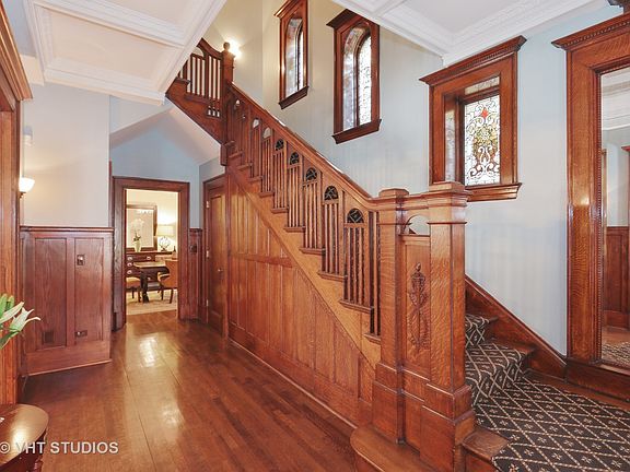 4th image of 1036 N Hoyne Ave #0