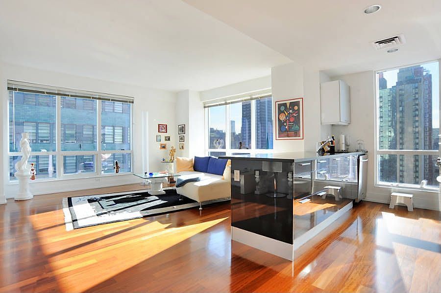 1st image of 350 W 42nd St APT 21G