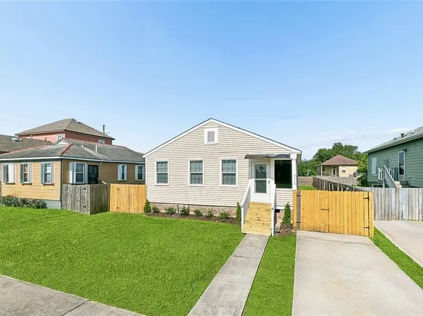 6416 Lafaye St, New Orleans, LA 70122