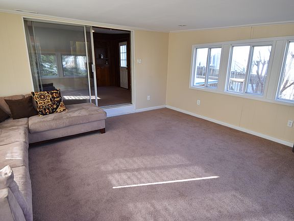 3rd image of 2801 Greenway Blvd