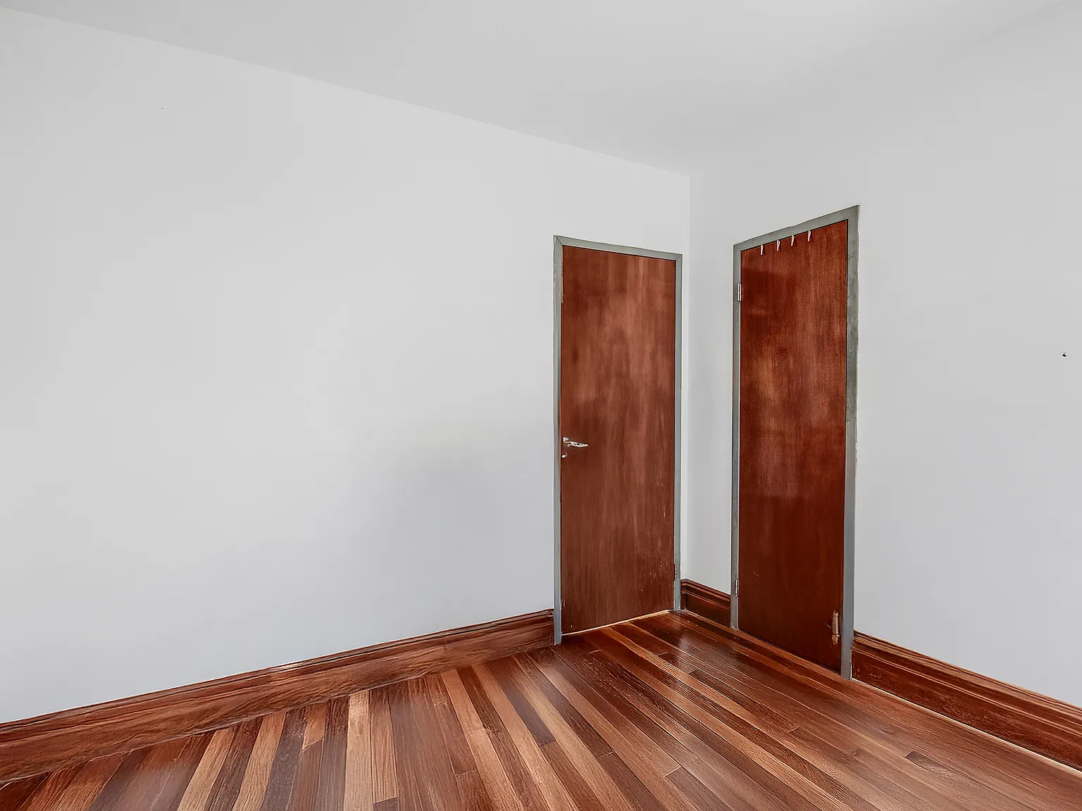 1392 Madison Avenue — Photo 4