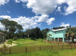 Rita St, Sarasota, FL 34231