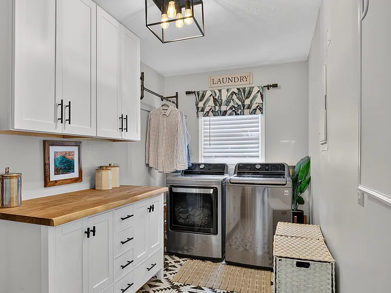 4752 Village North Ct — Photo 18