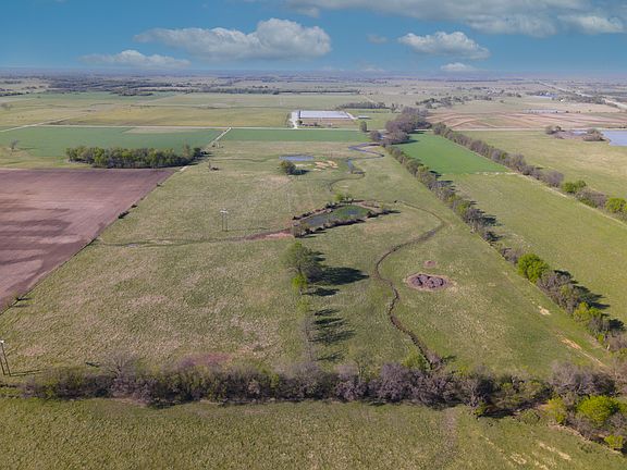 2nd image of 170 Rd Ln