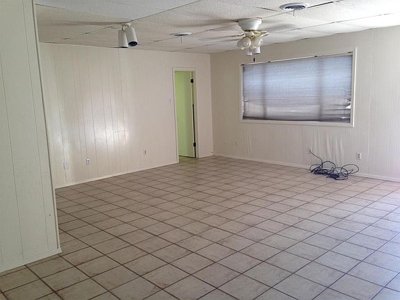2nd image of 1410 Marlton St #7