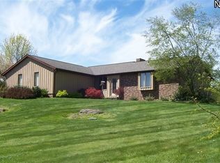 8861 Leaver Ave NW, Canal Fulton, OH 44614