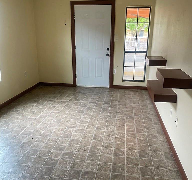2nd image of 1134 Chilton St